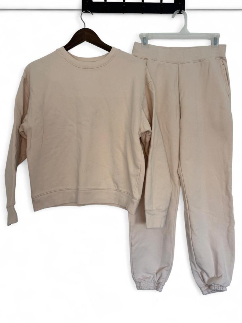 Girlfriend Collective Matching Cream Sweatshirt Sweatpants Sweat Set Loungewear